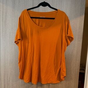 Ava & Viv Burnt Orange Scoop Neck Short Sleeve Tee